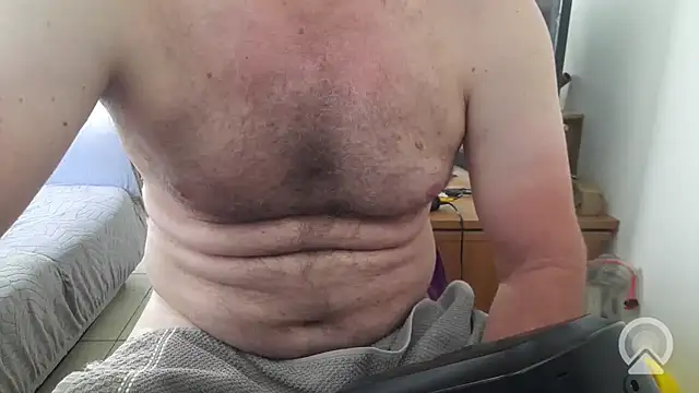 Snapshot of Ivanxx712 chatting on April 2026 07:29:02 PM Ivanxx712 online show from April 2026 07:29:02 PM