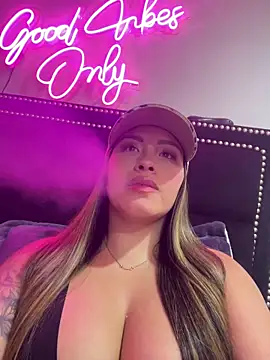 sexyyykloee online show from June 2026 04:59:02 AM
