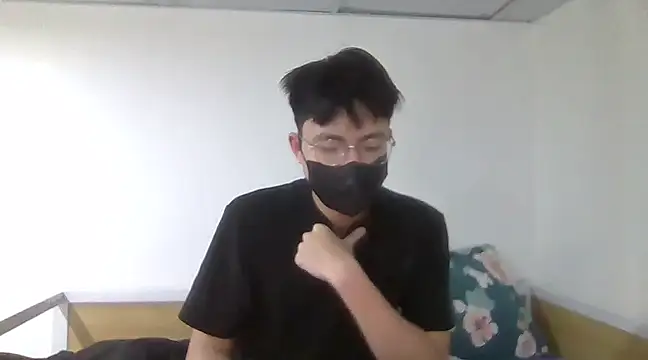 Gwencloudy online show from January 2025 03:53:02 AM