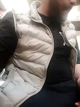 Fouzi1234bhm online show from October 2025 01:33:02 PM