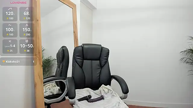 Snapshot of sofiah_ chatting on March 2025 05:06:01 PM sofiah online show from March 2025 05:06:01 PM