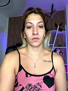 Snapshot of sofiah_ chatting on January 2026 07:12:02 AM sofiah online show from January 2026 07:12:02 AM