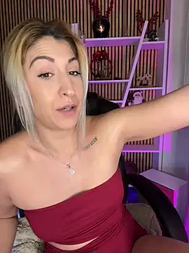 Snapshot of sofiah_ chatting on January 2026 04:56:02 PM sofiah online show from January 2026 04:56:02 PM