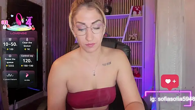 Snapshot of sofiah_ chatting on February 2026 05:31:01 PM sofiah online show from February 2026 05:31:01 PM