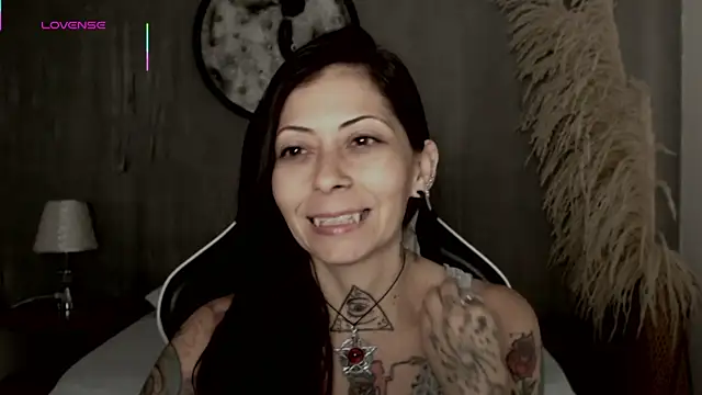 dark gotica online show from October 2025 12:26:01 PM