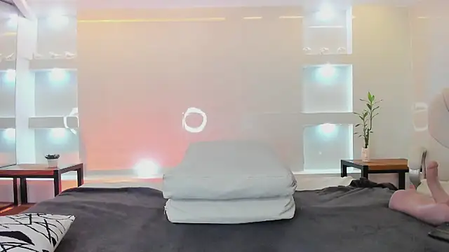 martina mayers online show from March 2025 08:26:02 PM