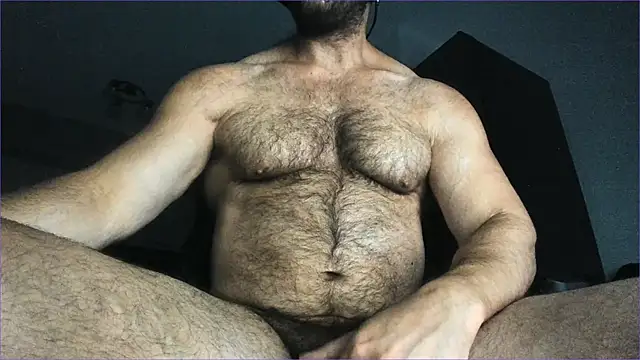 Snapshot of Hugealphabeast chatting on July 2026 07:45:01 PM Hugealphabeast online show from July 2026 07:45:01 PM