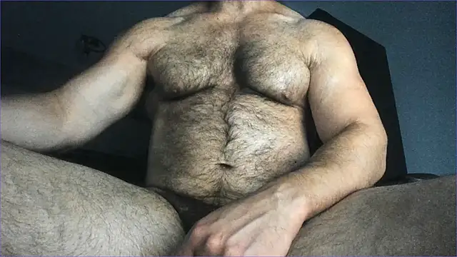 Snapshot of Hugealphabeast chatting on July 2026 04:39:33 PM Hugealphabeast online show from July 2026 04:39:33 PM
