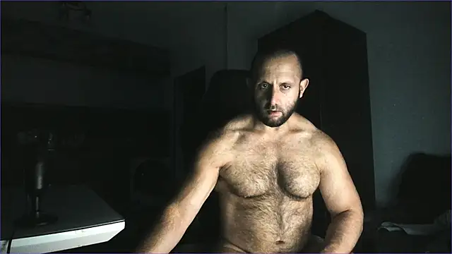 Snapshot of Hugealphabeast chatting on August 2026 09:40:02 PM Hugealphabeast online show from August 2026 09:40:02 PM