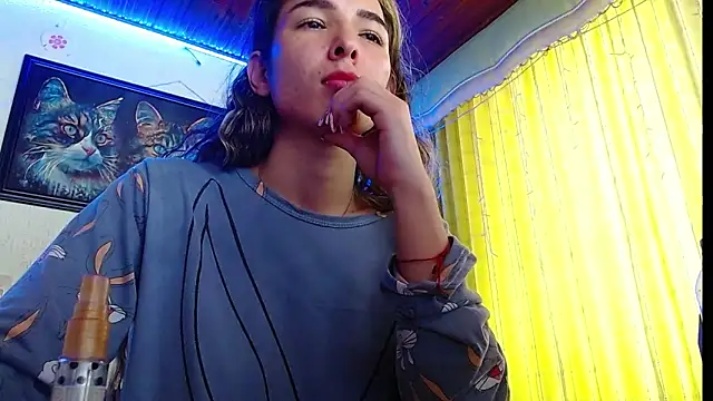 Snapshot of Niky_777 chatting on February 2025 07:59:02 PM Niky 777 online show from February 2025 07:59:02 PM