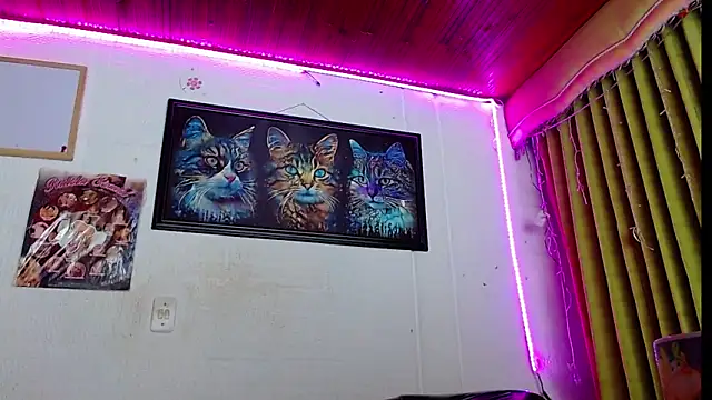 Snapshot of Niky_777 chatting on February 2025 04:04:02 AM Niky 777 online show from February 2025 04:04:02 AM