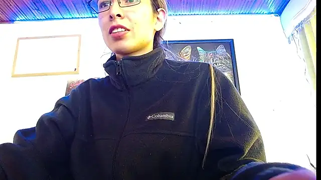 Snapshot of Niky_777 chatting on February 2025 04:10:02 PM Niky 777 online show from February 2025 04:10:02 PM