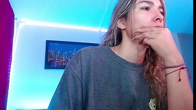 Snapshot of Niky_777 chatting on September 2025 07:15:02 PM Niky 777 online show from September 2025 07:15:02 PM