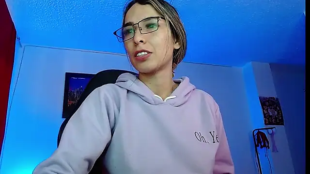 Snapshot of Niky_777 chatting on October 2025 06:38:02 PM Niky 777 online show from October 2025 06:38:02 PM