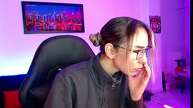 Snapshot of Niky_777 chatting on October 2025 01:17:02 AM Niky 777 online show from October 2025 01:17:02 AM