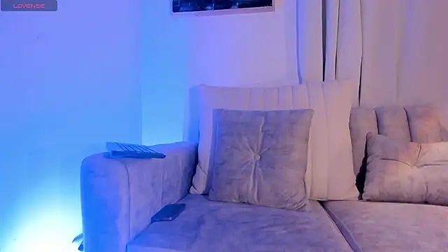 Snapshot of HannahDavis_ chatting on February 2025 06:56:01 AM HannahDavis online show from February 2025 06:56:01 AM