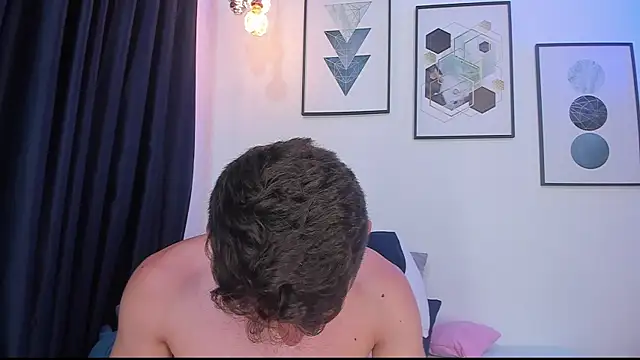 Snapshot of Juan_Castano chatting on January 2025 04:01:02 AM Juan Castano online show from January 2025 04:01:02 AM