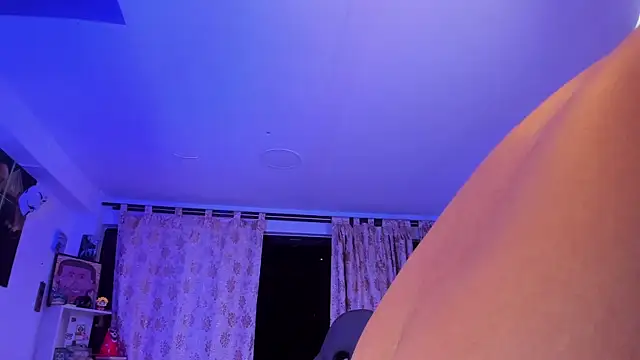 Snapshot of Juan_Castano chatting on January 2025 01:41:02 AM Juan Castano online show from January 2025 01:41:02 AM