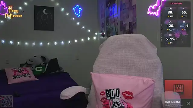 Snapshot of K4Li3Rxyzz chatting on October 2025 11:20:02 AM K4Li3Rxyzz online show from October 2025 11:20:02 AM