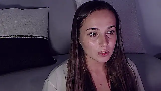 Snapshot of MeIisaLove chatting on February 2025 10:02:01 PM MeIisaLove online show from February 2025 10:02:01 PM