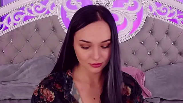 Snapshot of MeIisaLove chatting on March 2025 07:10:02 PM MeIisaLove online show from March 2025 07:10:02 PM