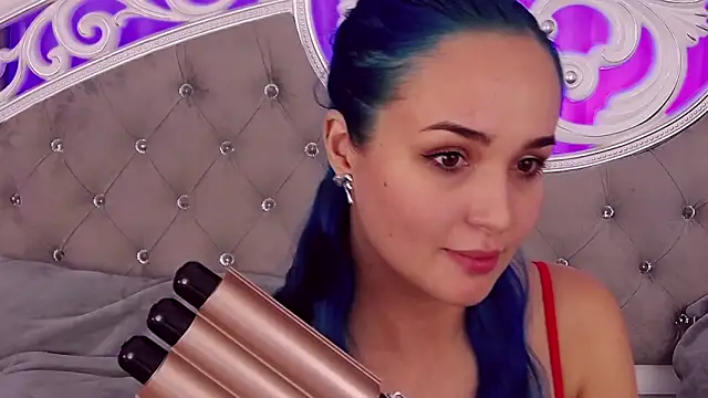 Snapshot of MeIisaLove chatting on March 2025 08:28:01 PM MeIisaLove online show from March 2025 08:28:01 PM