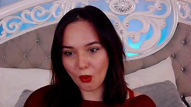 MeIisaLove online show from April 2026 06:59:02 PM