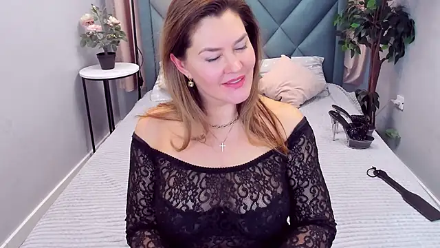 Snapshot of Adele_Russo chatting on January 2025 07:26:01 PM Adele Russo online show from January 2025 07:26:01 PM