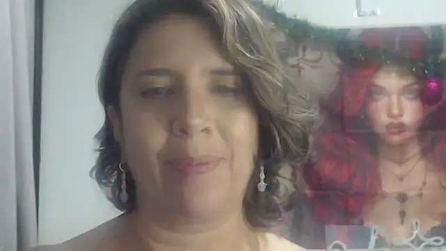 Snapshot of Victoria_meester chatting on December 2025 10:59:02 PM Victoria meester online show from December 2025 10:59:02 PM