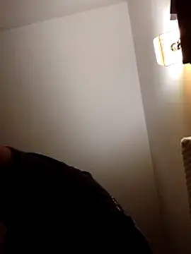 Snapshot of Passivello9 chatting on November 2025 06:51:01 PM Passivello9 online show from November 2025 06:51:01 PM