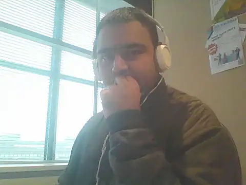 JohnBond009 online show from January 2025 01:00:02 PM