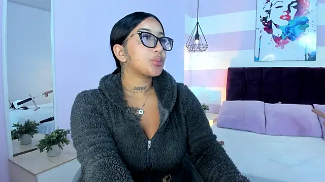 ayshel   online show from March 2025 04:46:01 AM