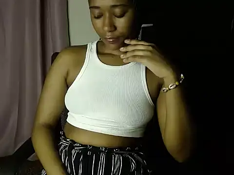 savage laura online show from March 2026 12:27:02 AM