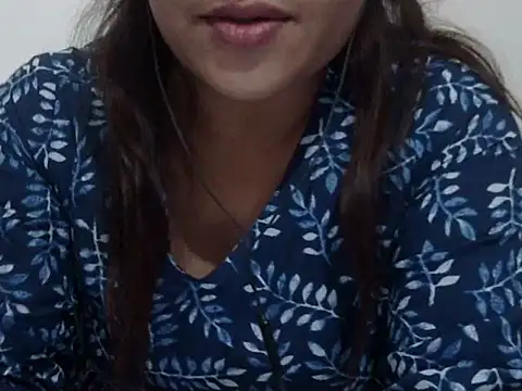 shekira99 online show from December 2025 08:06:01 PM