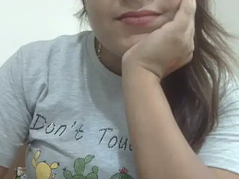 shekira99 online show from April 2026 04:07:01 AM