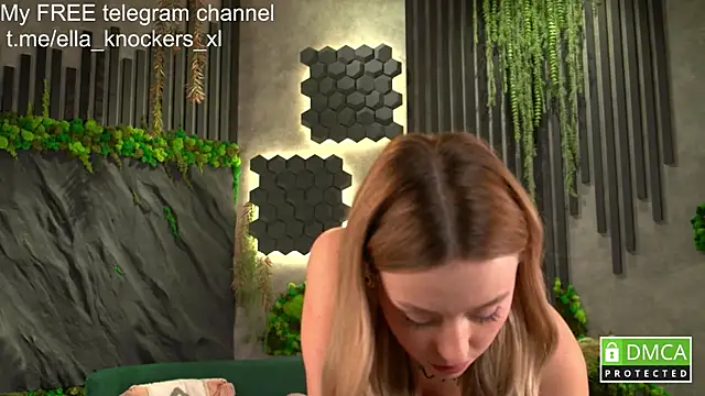 ella knockers xl online show from October 2025 03:31:02 PM