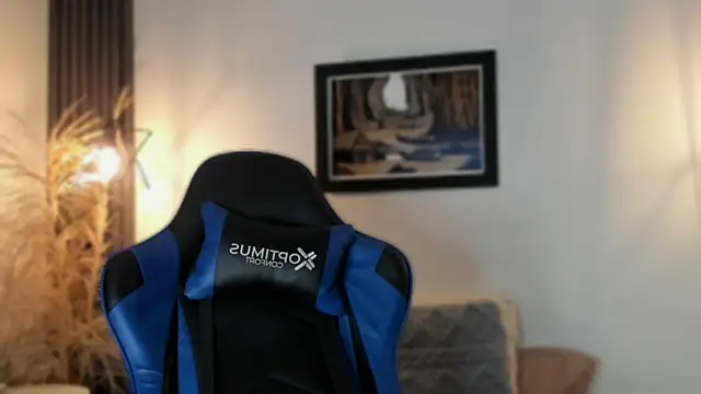 valerycolins online show from February 2025 12:49:01 AM