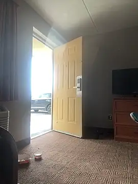 Snapshot of Stressreliever82 chatting on April 2026 09:01:02 PM Stressreliever82 online show from April 2026 09:01:02 PM