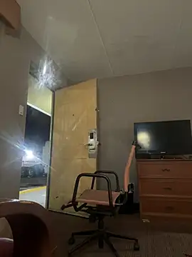 Snapshot of Stressreliever82 chatting on April 2026 05:30:01 AM Stressreliever82 online show from April 2026 05:30:01 AM