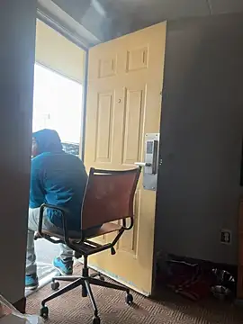 Snapshot of Stressreliever82 chatting on April 2026 06:10:01 PM Stressreliever82 online show from April 2026 06:10:01 PM