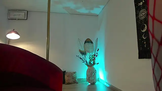 Snapshot of Kat_Art chatting on January 2025 02:25:02 AM Kat Art online show from January 2025 02:25:02 AM