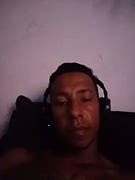 Snapshot of jhonjhon2131 chatting on May 2026 12:43:02 PM jhonjhon2131 online show from May 2026 12:43:02 PM