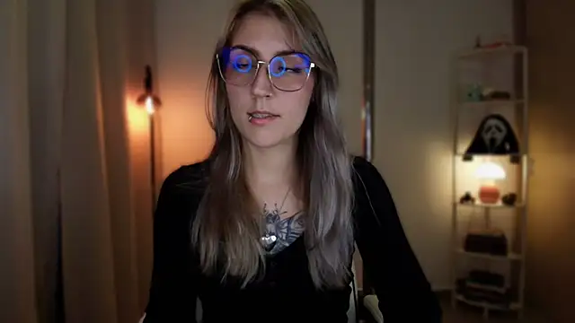 Snapshot of Dakotaa_ chatting on April 2026 12:41:01 AM Dakotaa online show from April 2026 12:41:01 AM