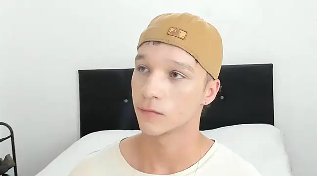 angelcortes online show from December 2024 01:59:02 PM