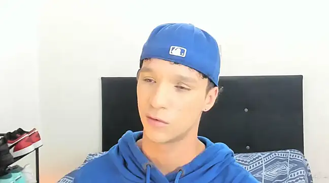 angelcortes online show from January 2025 05:55:01 AM