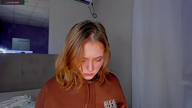 DellaRowe online show from September 2025 12:31:02 PM