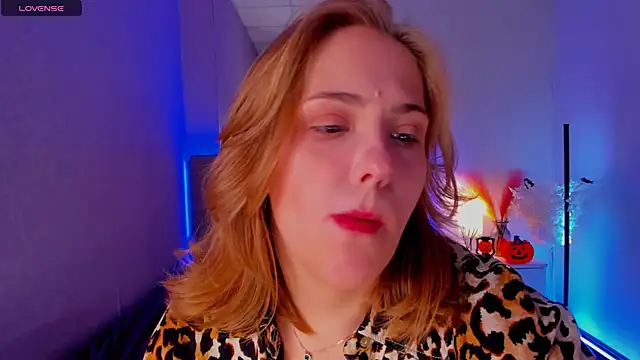 DellaRowe online show from October 2025 12:27:02 PM