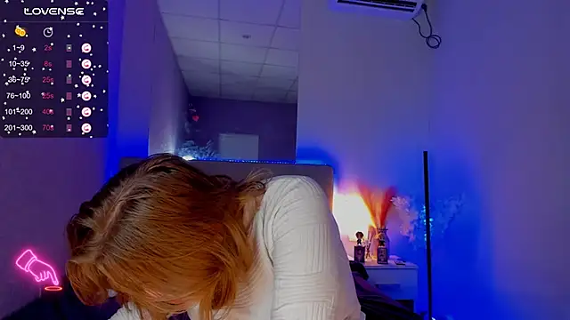 DellaRowe online show from November 2025 01:22:02 PM