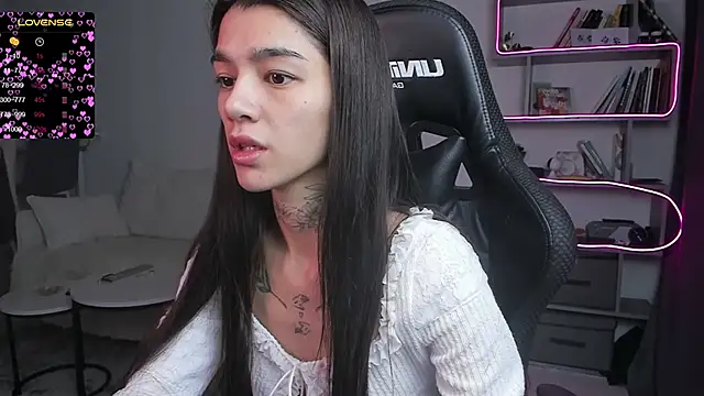 vinkitinkii online show from February 2025 06:18:02 AM