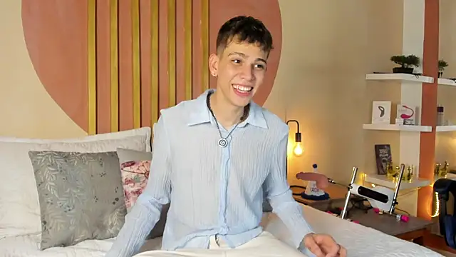 Snapshot of Jasson_smit chatting on October 2025 07:55:01 PM Jasson smit online show from October 2025 07:55:01 PM